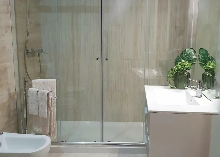 The Shore@greencoast - Waterfront House Espinho Дом отдыха *