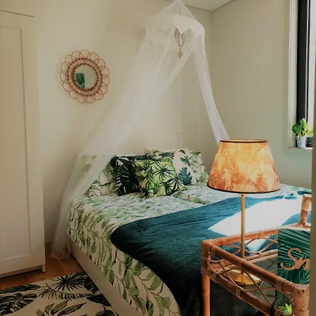 The Shore@greencoast - Waterfront House Espinho Holiday home