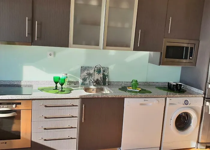 The Shore@greencoast - Waterfront House Espinho Ferienhaus Espinho (Aveiro)