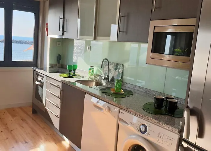 The Shore@greencoast - Waterfront House Espinho